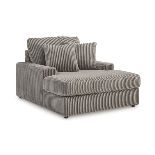 Lindyn Chaise