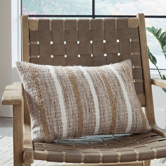 Benish Pillow