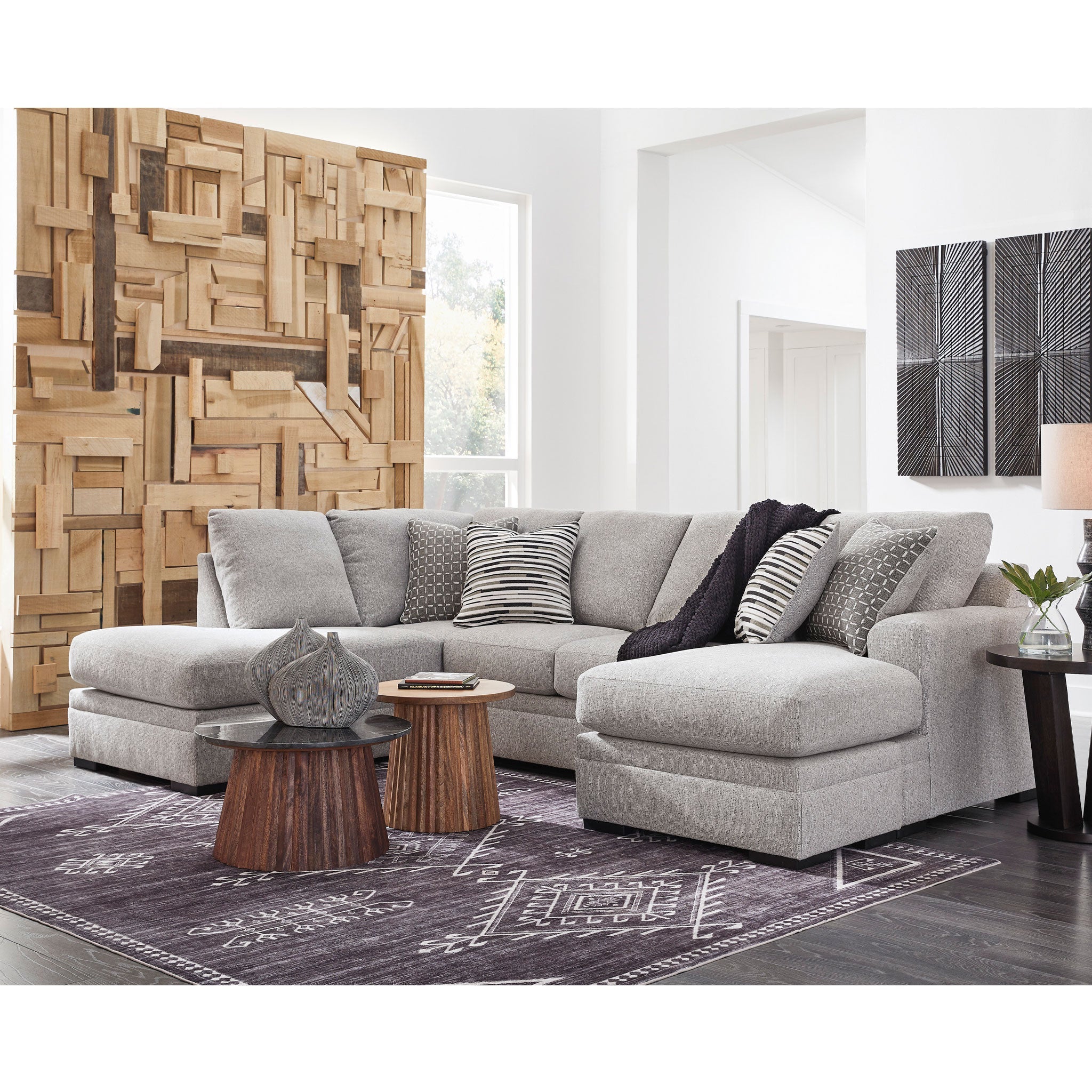 Bresslyn Place 2-Piece Sectional with Chaise – Ashley Homestore
