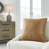 Cortnie Pillow