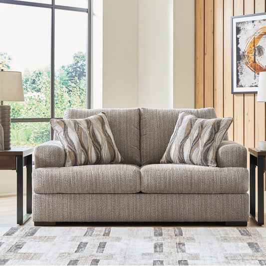 Crespino Loveseat