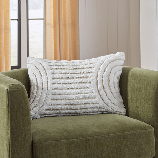 Farissen Pillow