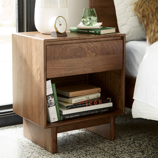 Isanti Bedroom Set