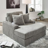 Lindyn Chaise