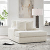 Lindyn Chaise