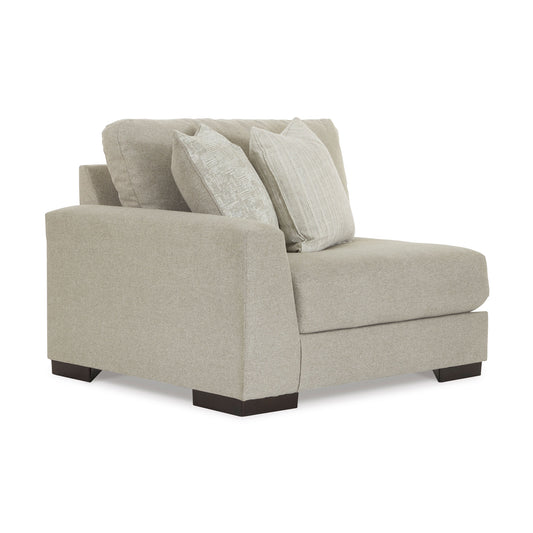 Lyndeboro 4-Piece Sectional