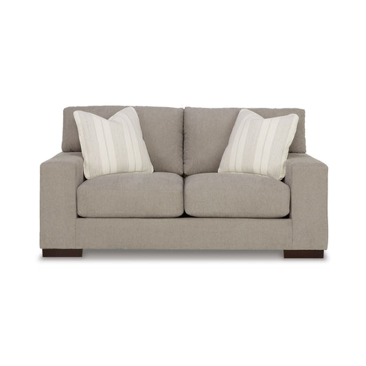 Maggie Loveseat