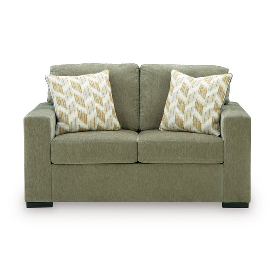 MaKaylen Loveseat