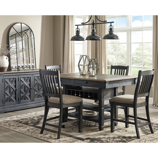 Tyler Creek Dining Room Server